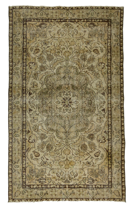 Genesis-Turkish Anatolian Vintage Area Rug 8,30 ft. X 4,95 ft.(253 cm X 151 cm)